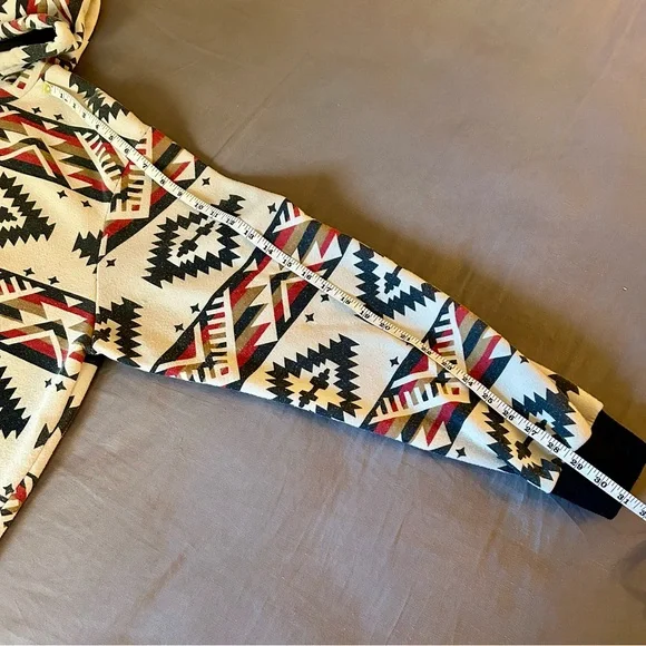 Men's Patterned Hoodie Sweater - Black, Red, Cream - Picture 7 of 9